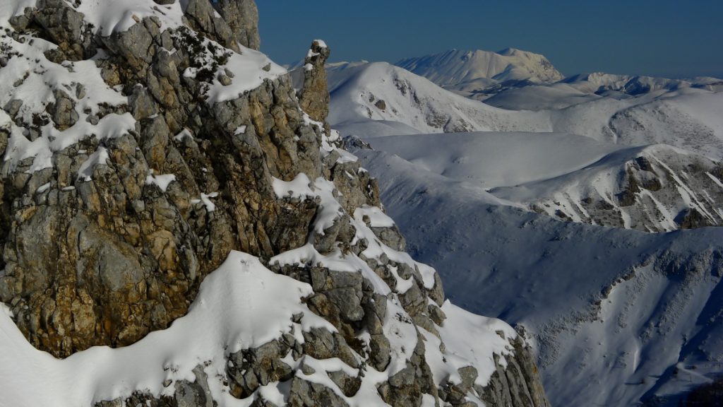I Sibillini dal versante nord est del Terminillo
