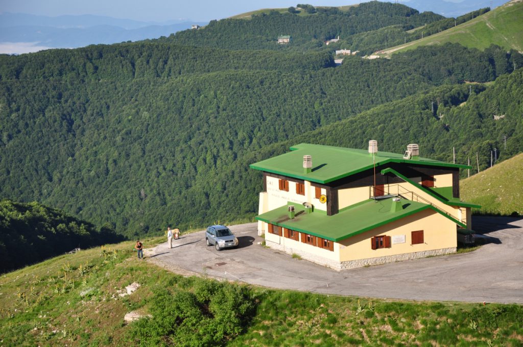 Il rifugio Sebastiani in estate