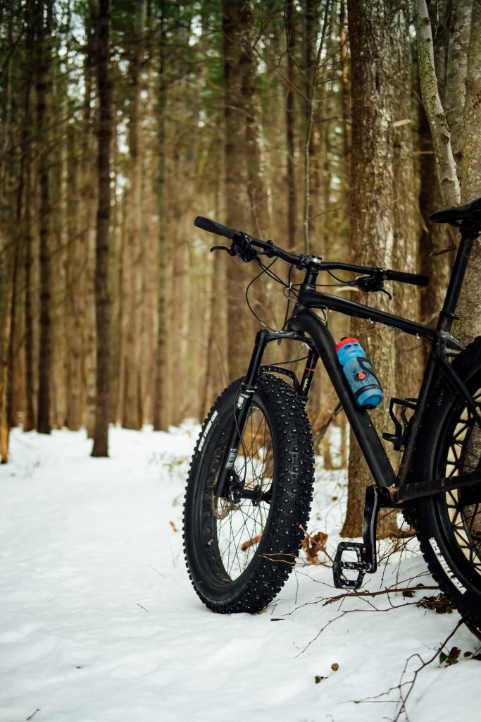 Fat bike - Foto Unspplash @Tim Foster