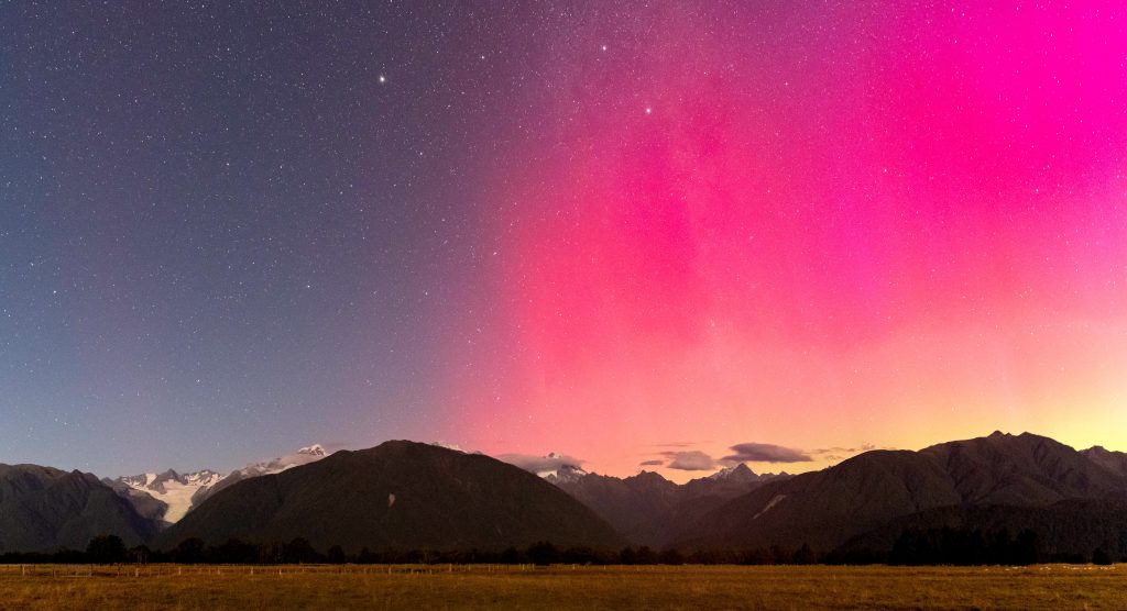 Aurora australe in Nuova Zelanda 27.2.2023 - Foto ANSA (Credit Image: © Yang Liu/Xinhua via ZUMA Press)