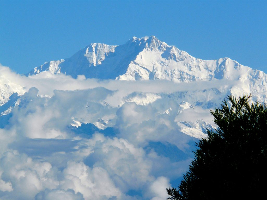 Kangchenjunga. Foto Wikimedia Commons @Partha Sarathi Sahana