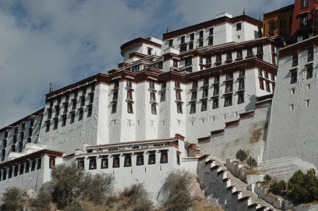 Lhasa, il Potala - Foto Stefano Ardito