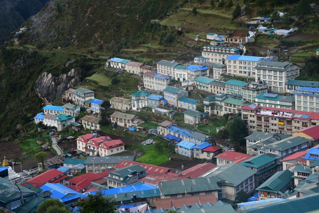 Namche Bazar oggi - Foto Stefano Ardito
