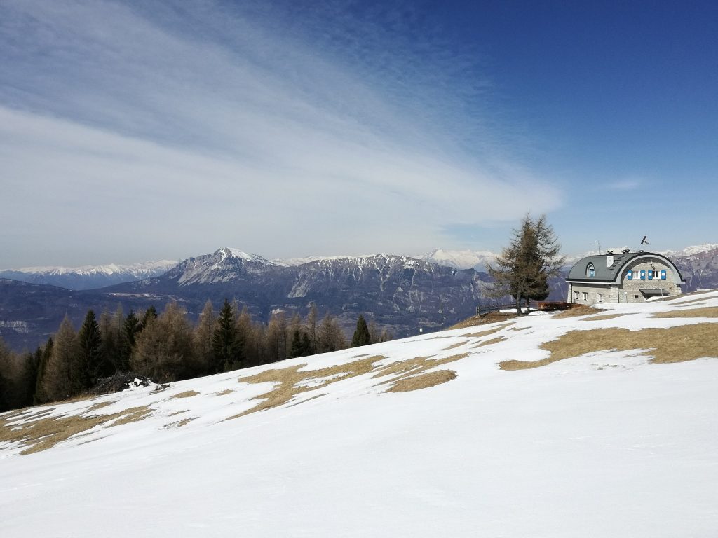 Rifugio Finonchio - Foto Wikimedia Commons @Robertk9410