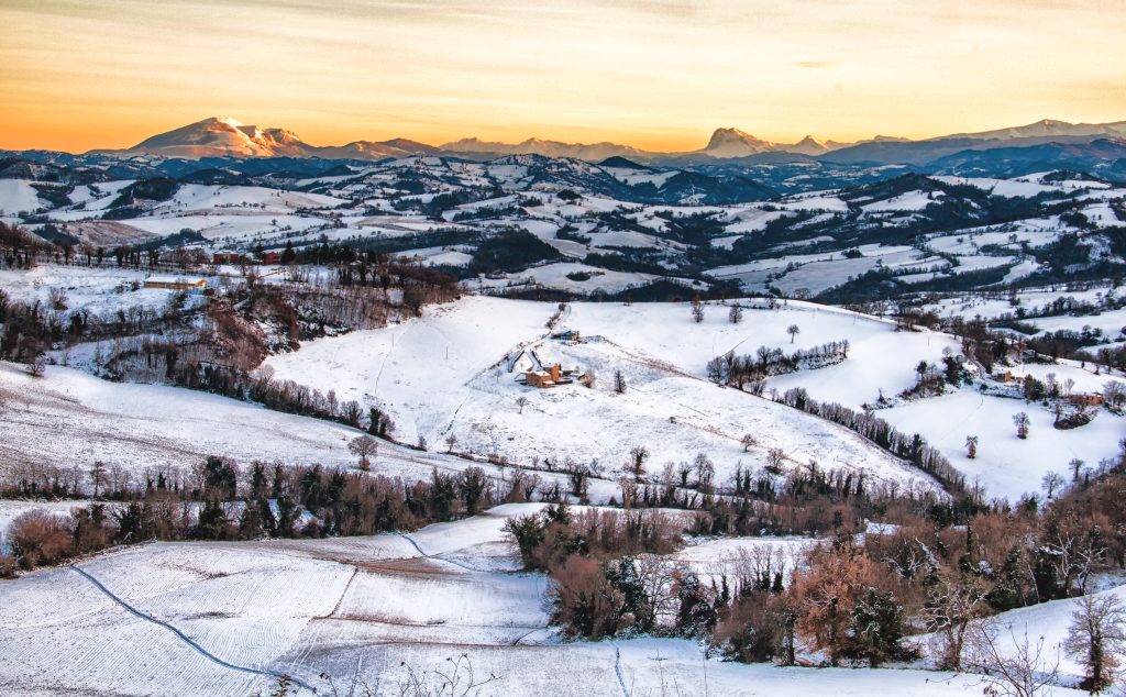 Sibillini - Foto Wikimedia Commons @Cristina Morettini 95