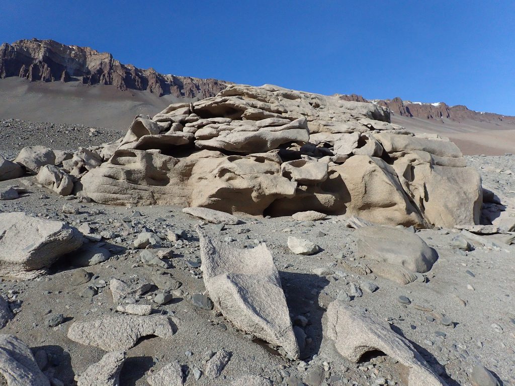 Mcmurdo Dry Valleys - Foto Wikimedia Commons @Pierre Roudier