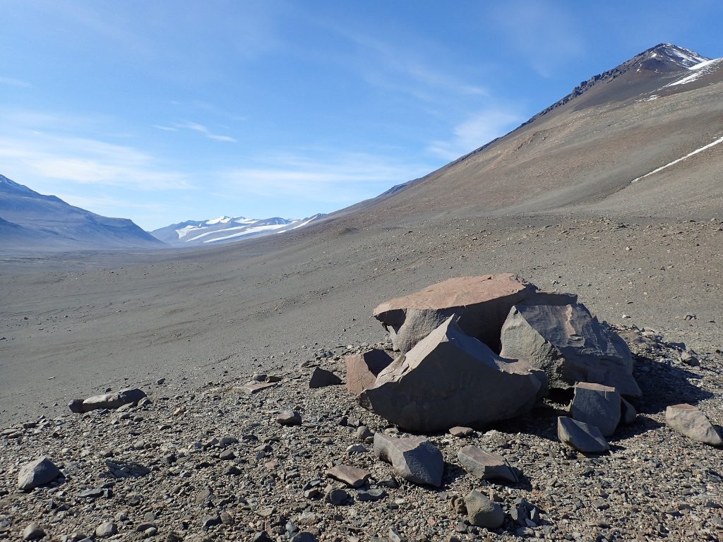 Mcmurdo Dry Valleys - Foto Wikimedia Commons @Pierre Roudier