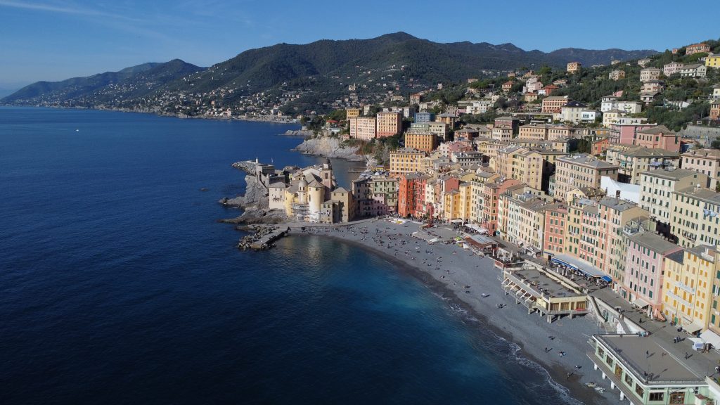 Camogli - Foto Unsplash @Abdul Hannan