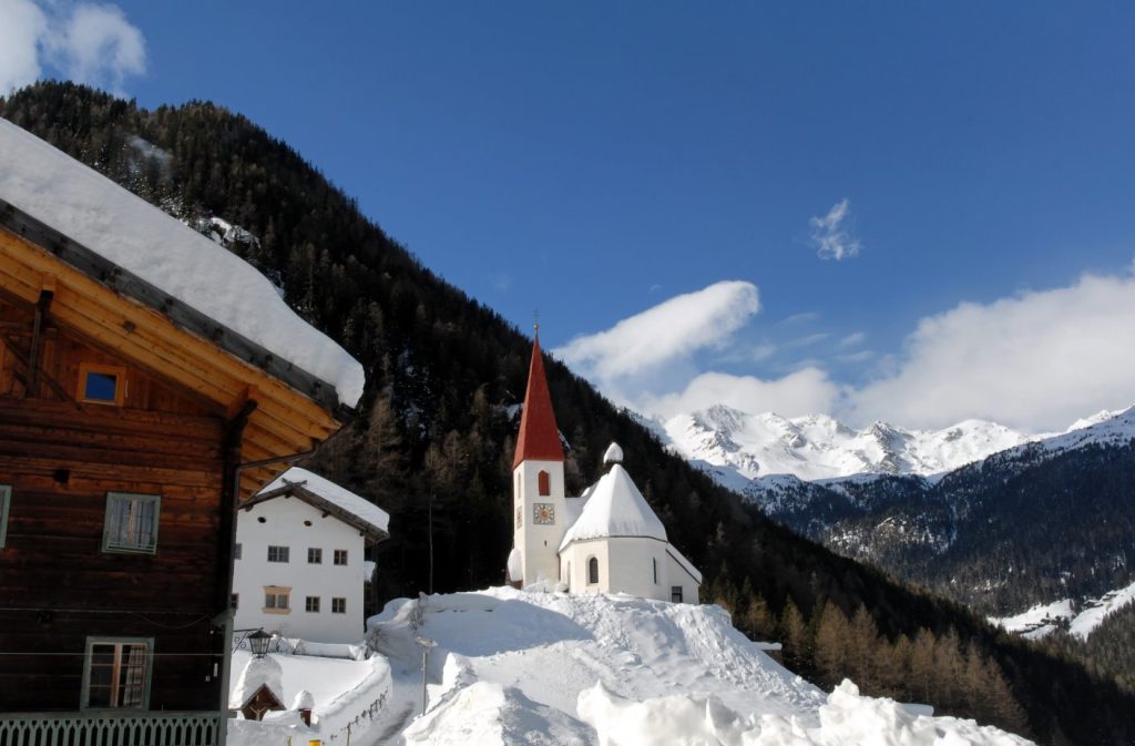 Chiesa di santa gertrude (comune di Ultimo) - Foto Wikimedia Commons @Bbb