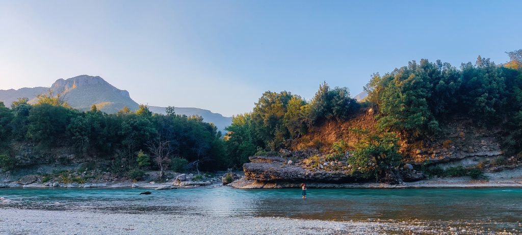 Vjosa - Foto Unsplash @Eni Lale