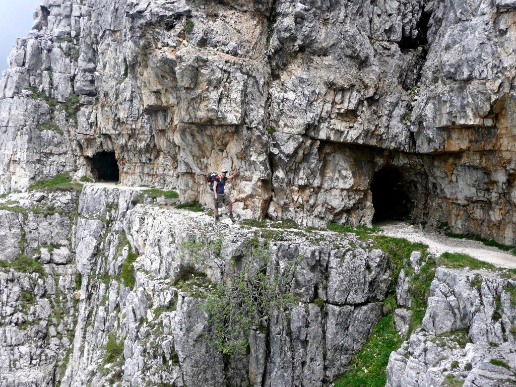 Strada delle 52 Gallerie - Foto Wikimedia Commons @qwesy qwesy