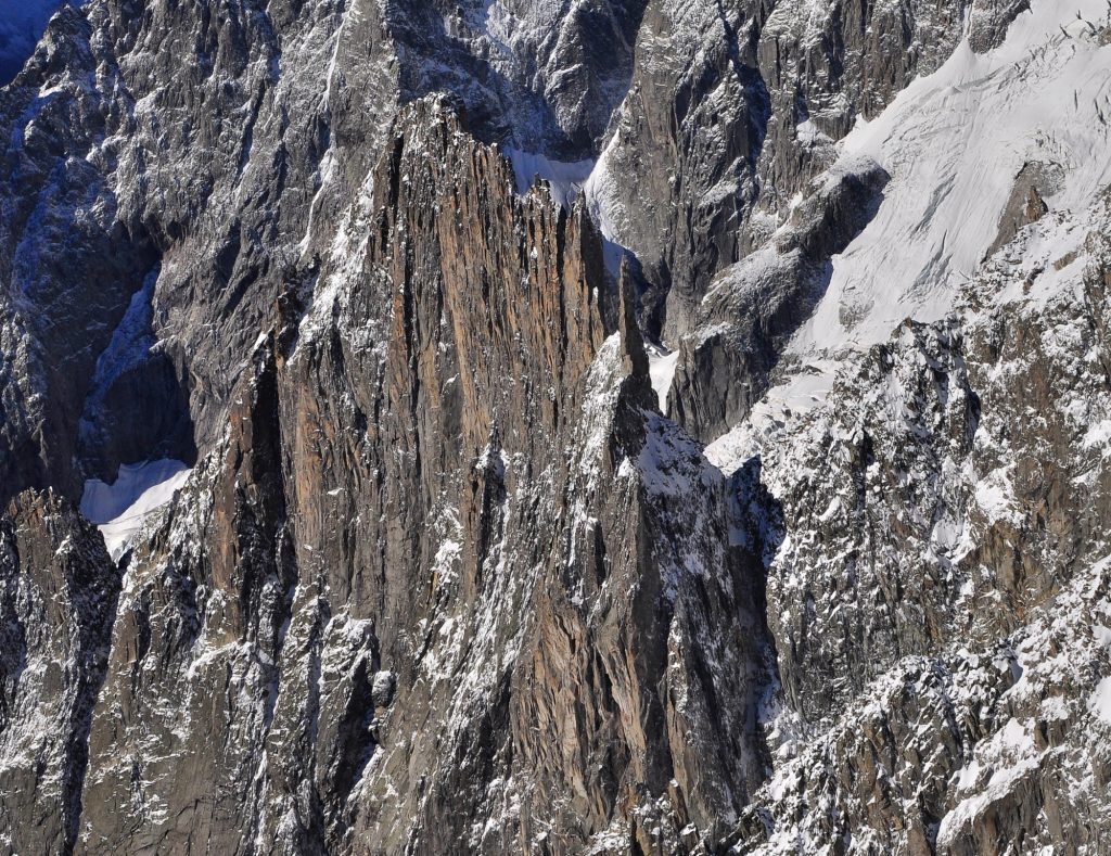 Aiguille de la Brenva da Punta Helbronner - Foto Archivio Stefano Ardito