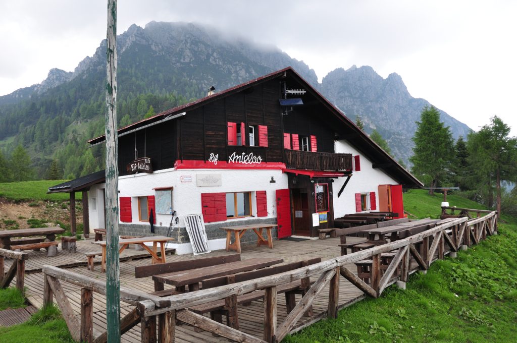 Rifugio Antelao. Foto Stefano Ardito