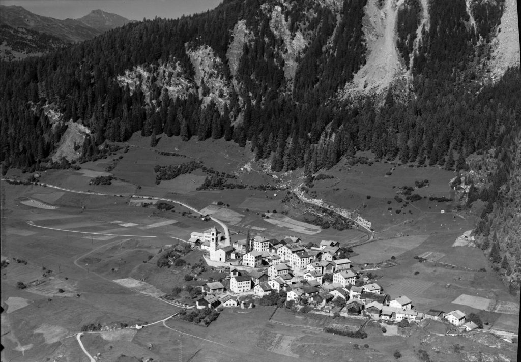 Brienz. Foto Wikimedia Commons @Werner Friedli
