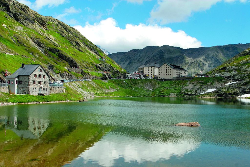 Ospizio del Gran San Bernardo, Valle d