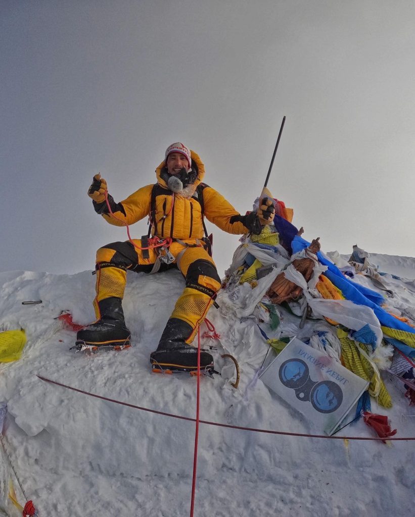 17 maggio 2023. La foto di vetta di Pemba Gelje Sherpa