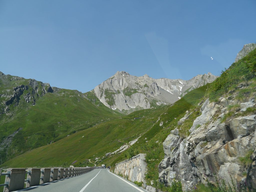 Gran San Bernardo. Foto Wikimedia Commons @zairon