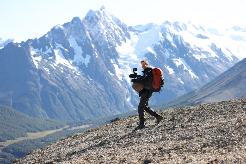 Dietro le quinte del film. Clair Popkin durante le riprese. Foto Graham Deneen/National Geographic Documentary Films