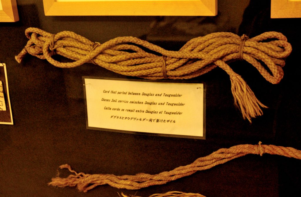 La corda spezzata nel1865. Museo di Zermatt. Foto Stefano Ardito
