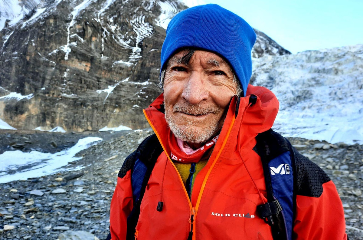 Carlos Soria, sobre Dhaulagiri a los 84 años.  Últimas actualizaciones