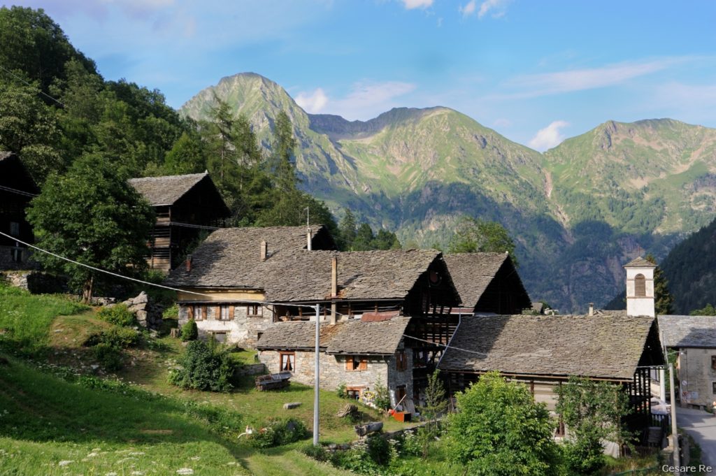 Sant’Antonio, villaggio Walser della Val Vogna. Foto di Cesare Re