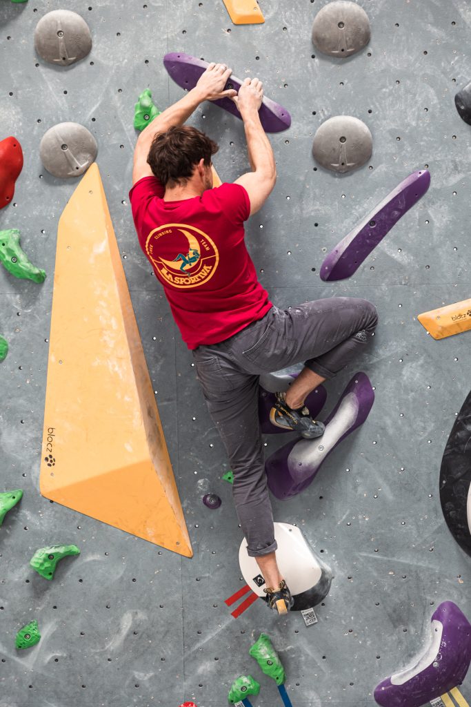 La Sportiva, Climbing on the moon capsule collection