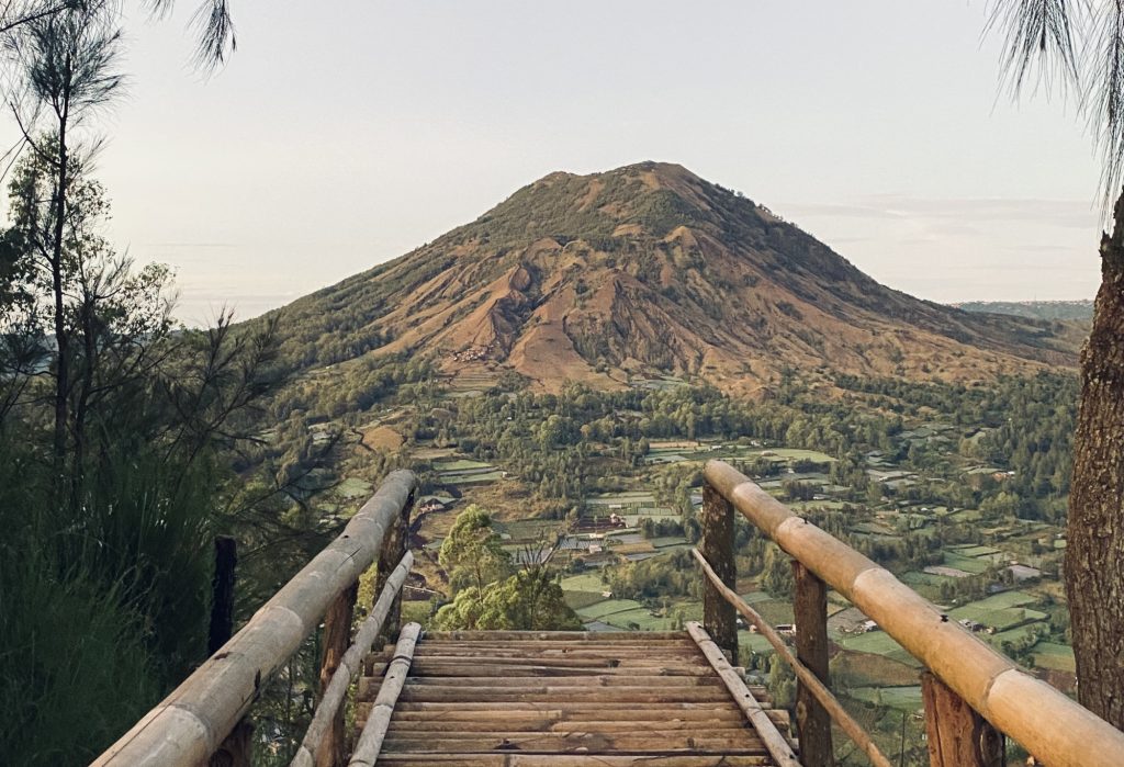 Il vulcano Batur, Bali, Indonesia. Foto @Eka343/Wikimedia Commons