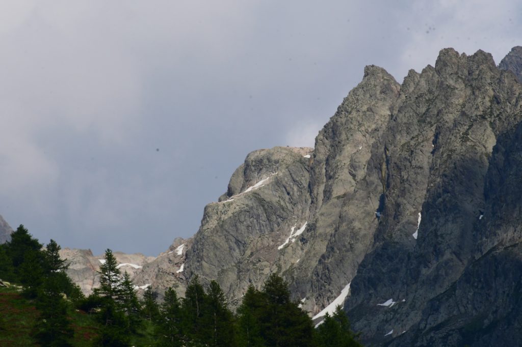 La Cima di Brocan dal Vallone della Valletta. Foto di Stefano Ardito