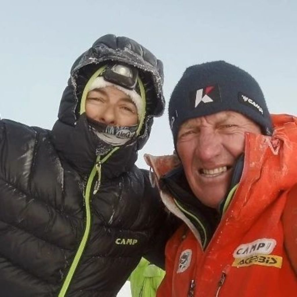 Urubko e Cardell sul GI per la via normale. Foto @ Denis Urubko/IG