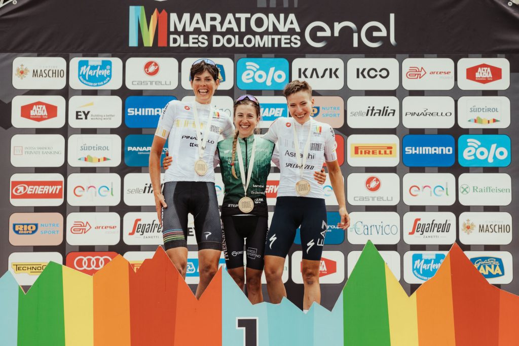 Podio Lungo Femminile: Samantha Arnaudo, Marta Maltha e Martina Trevisiol. © Alex Moling