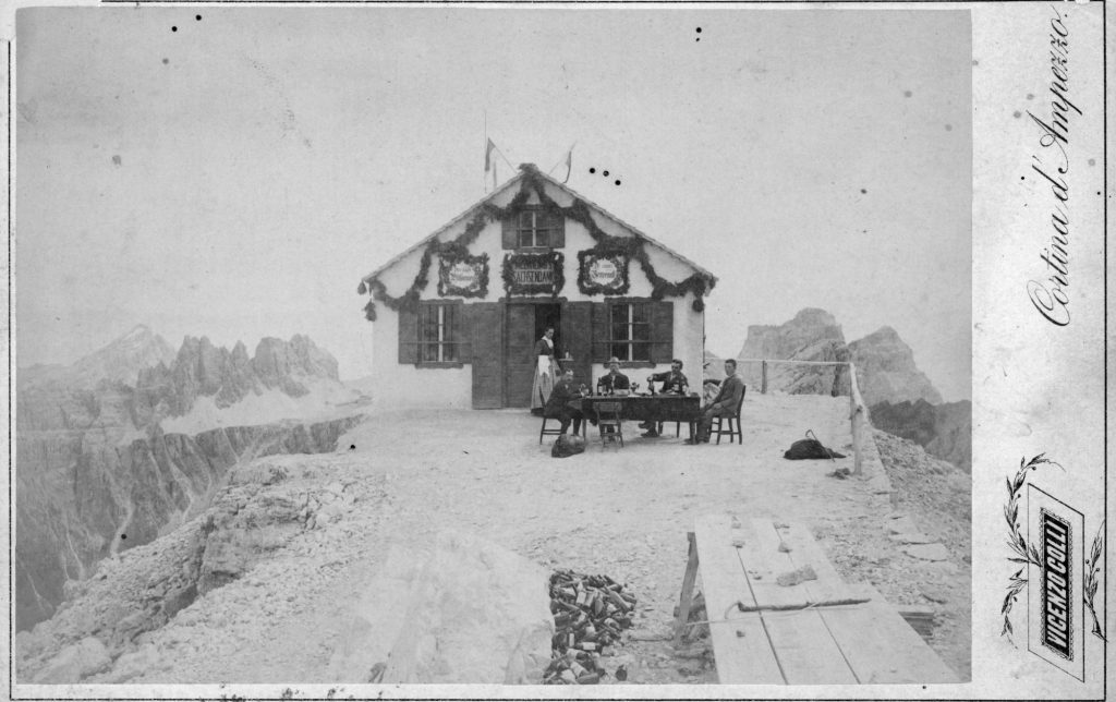 Sachsendankhütt Nuvolau. Foto di Vicenzo Colli/archivio PH