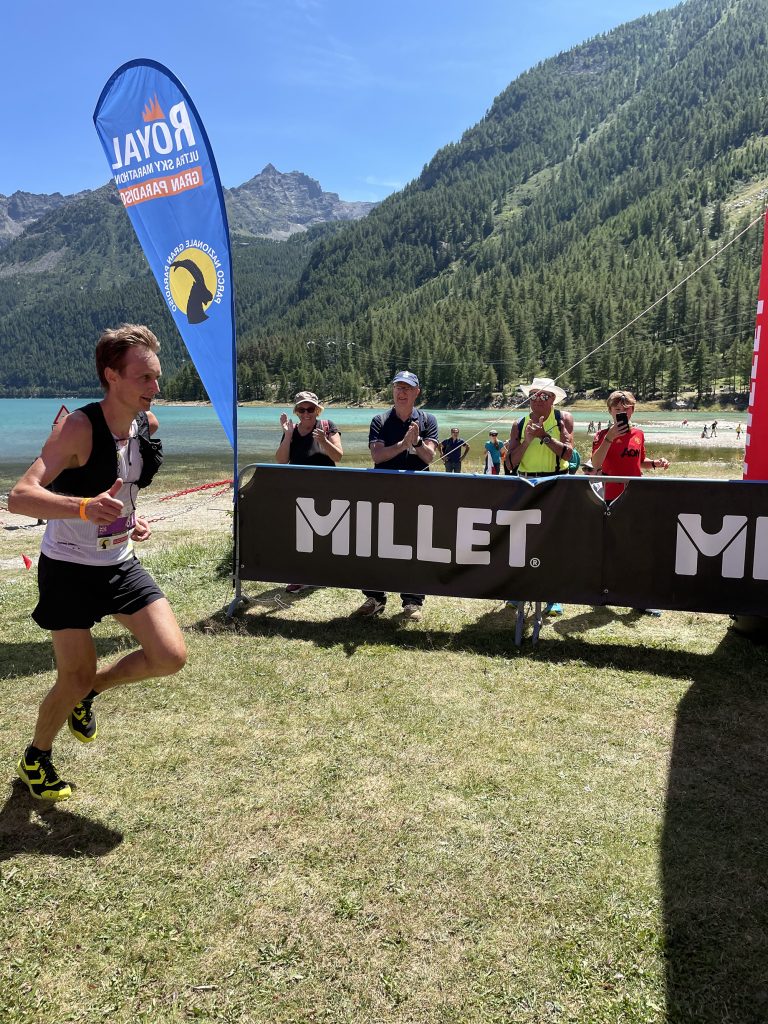Ceresole Traguardo terzo posto Andy Symonds, foto di Irene Parmeggiani
