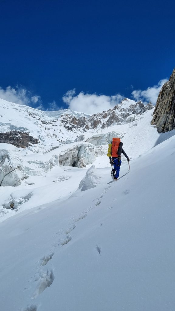 Impresa Yermanendu Kangri Pakistan by Simon Messner