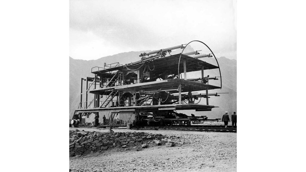 La macchina per la perforazione chiamata Jumbo @SITMB