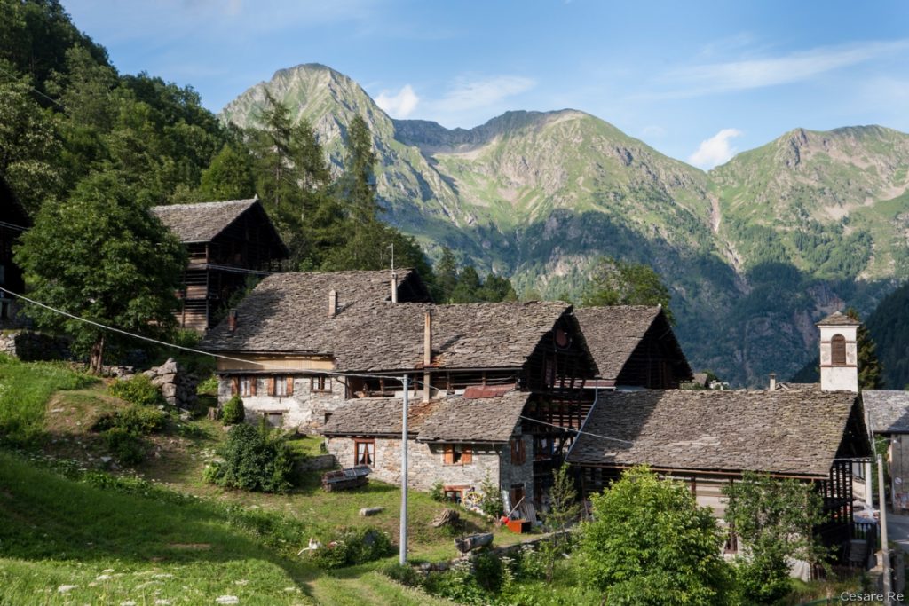Le case tradizionali di SantAntonio in Val Vogna credit Cesare Re