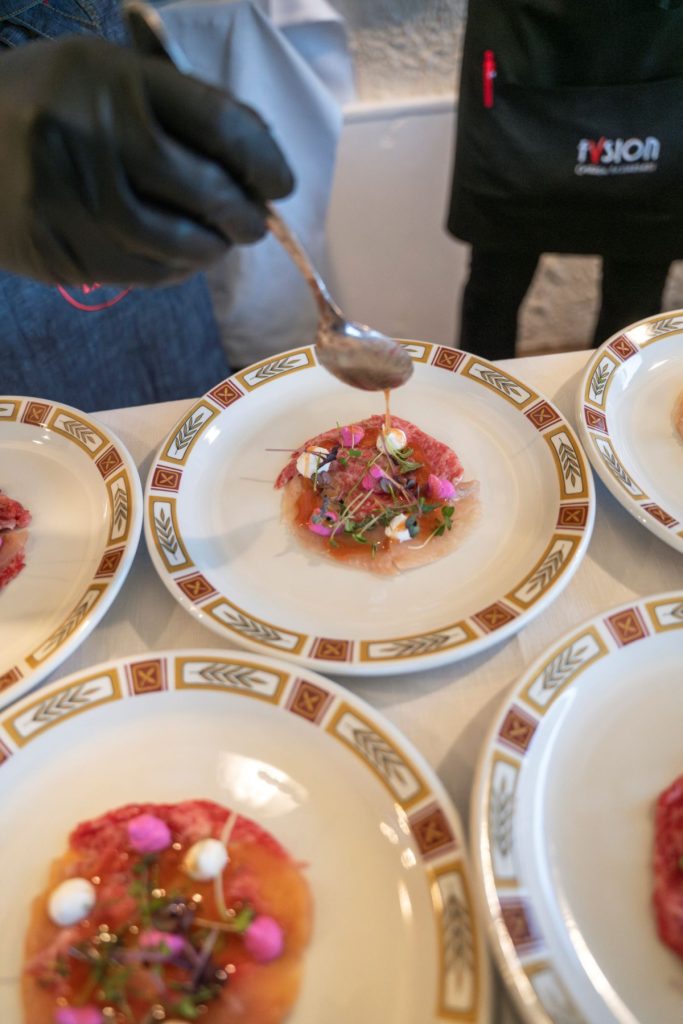 The Queen of Taste Cortina CManazProductions