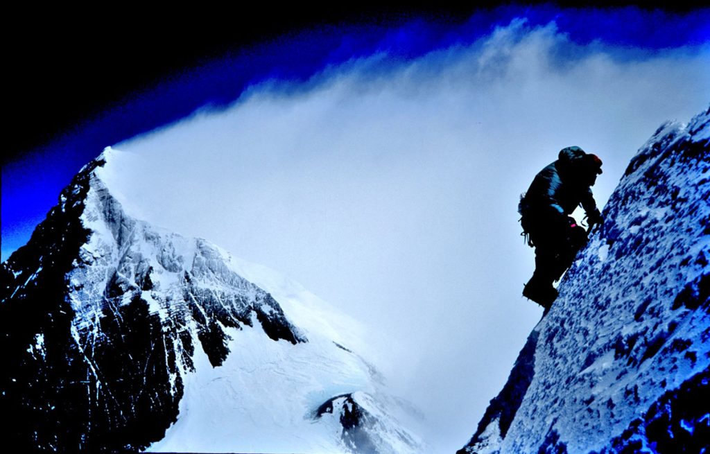 Ed verso la vetta del Lhotse, archivio Viesturs