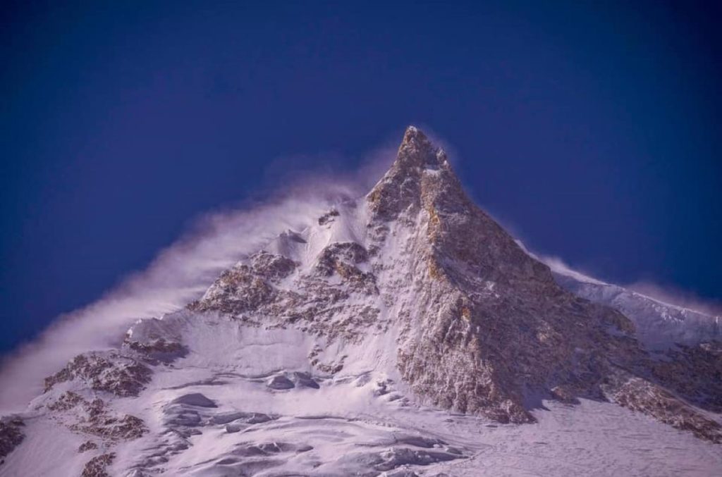 Il Manaslu è ancora la cima nepalese più richiesta in autunno @Alex Txikon