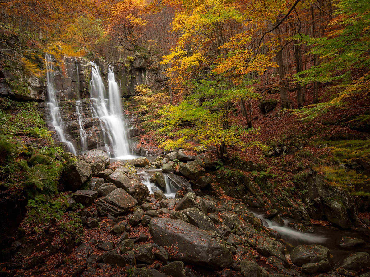 Cascate del Dardagna nel Parco regionale del Corno alle Scale - Foto Marino Alessandrini TCI