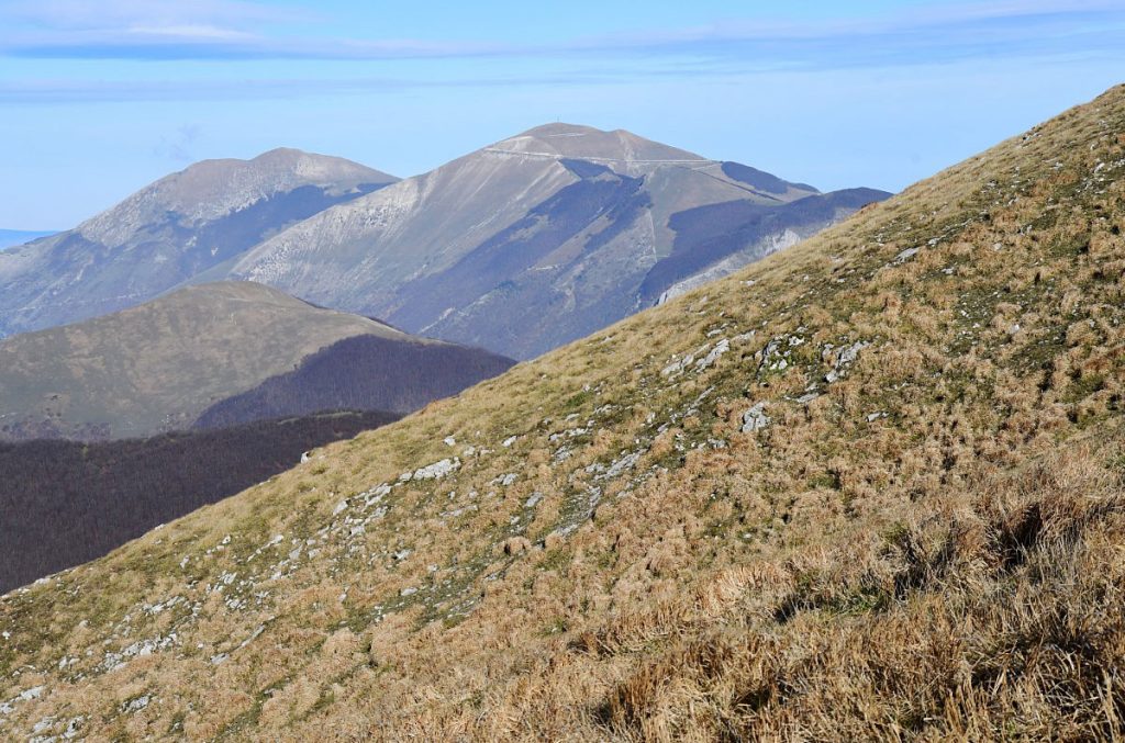 Il Catria dal Monte Cucco - Foto Stefano Ardito