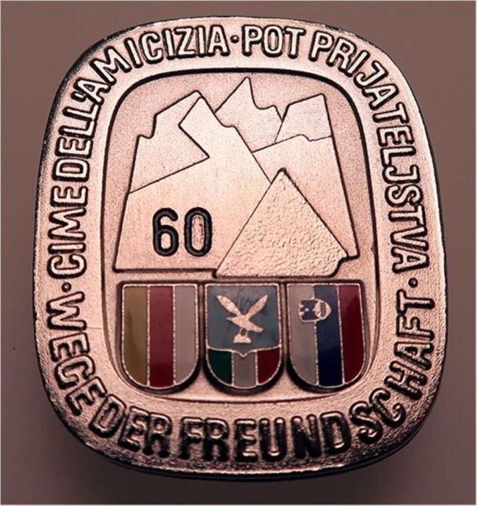 Il riconoscimento che viene consegnato a chi sale tutte le 60 Cime dell