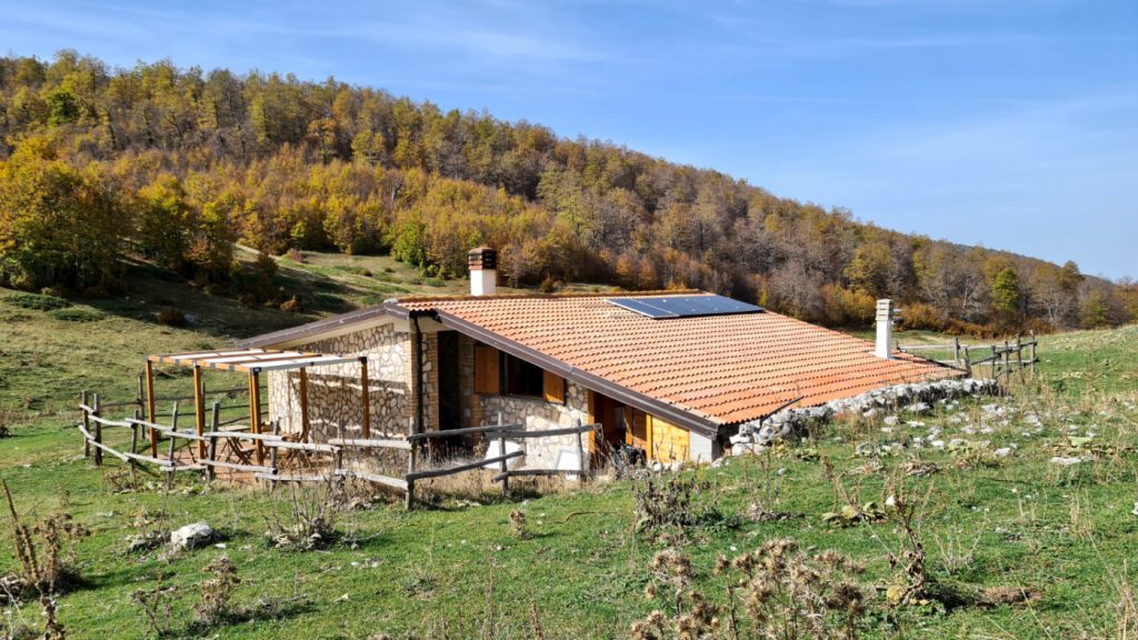 Rifugio di Terraegna, foto Stefano Ardito (1)