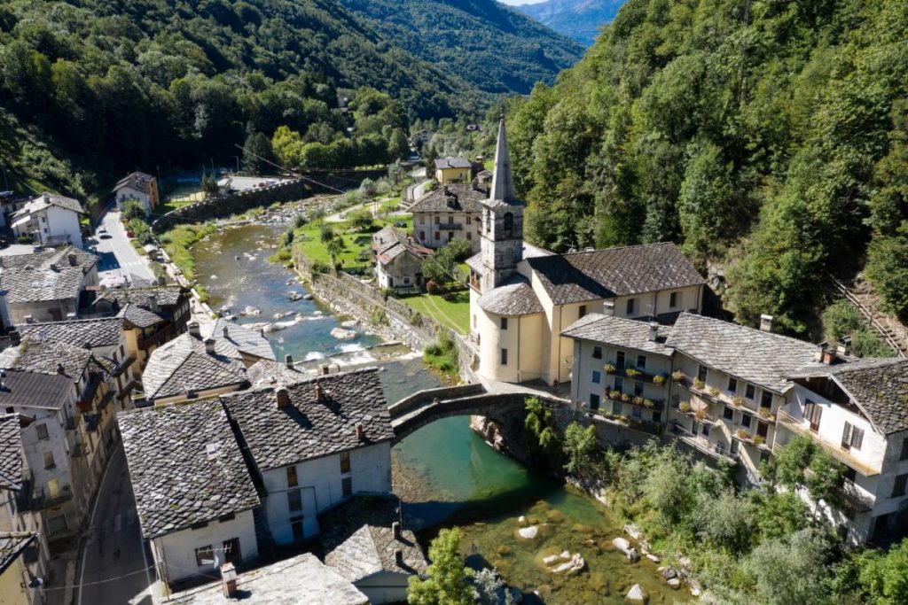 Fontainemore vista dall'alto @Davide Camisasca