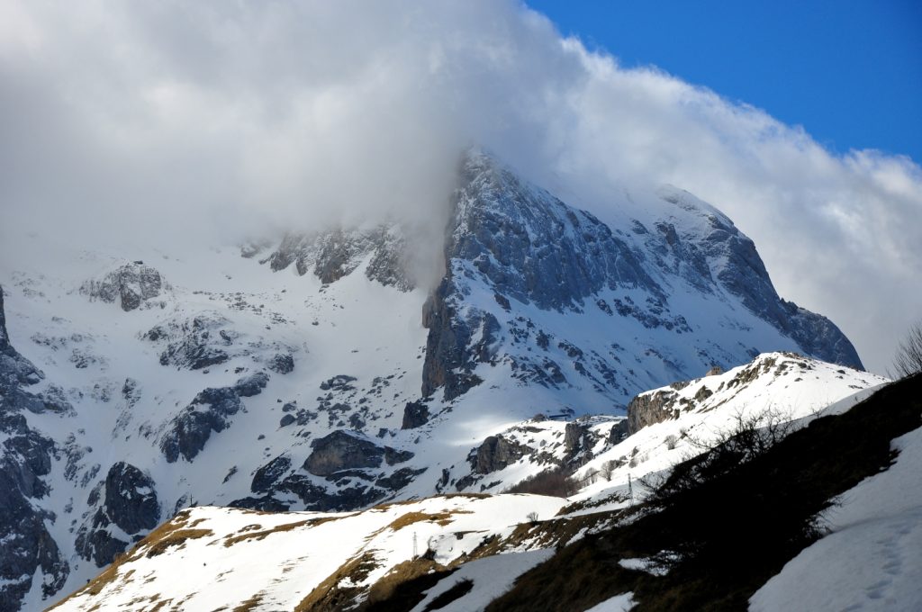 Il Corno Piccolo dal rifugio Delfico, foto SA