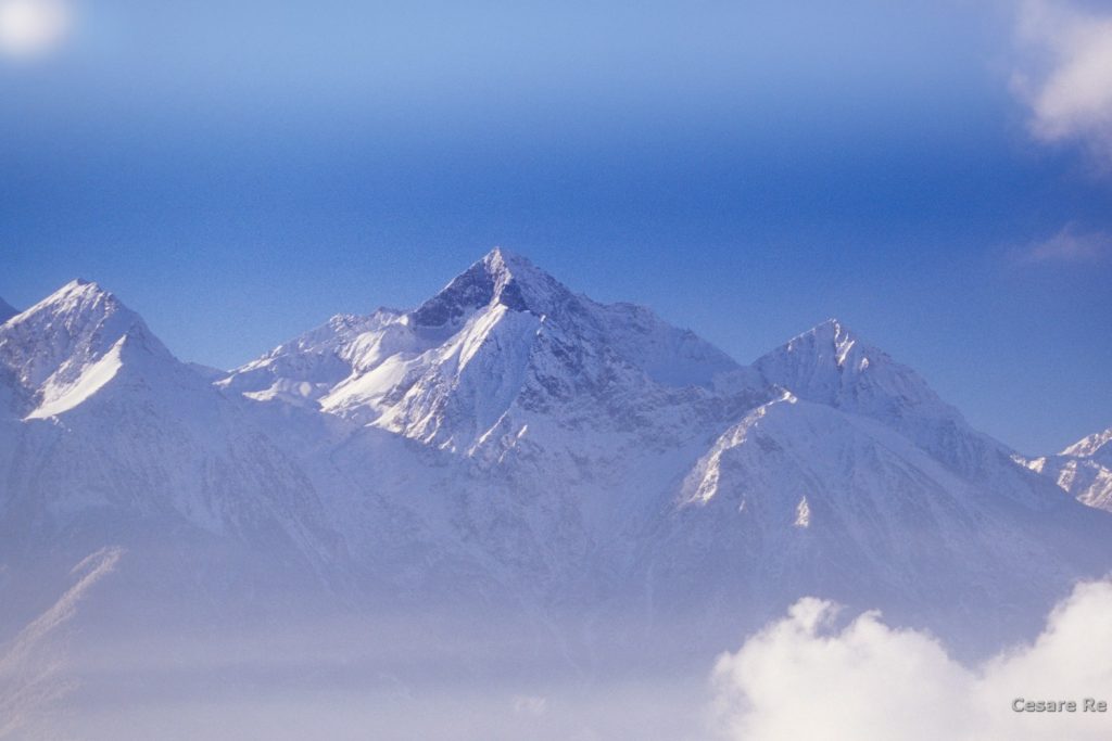 Il Mont Emilius, ben visibile dalla Valle di Saint Barthélemy Foto Cesare Re