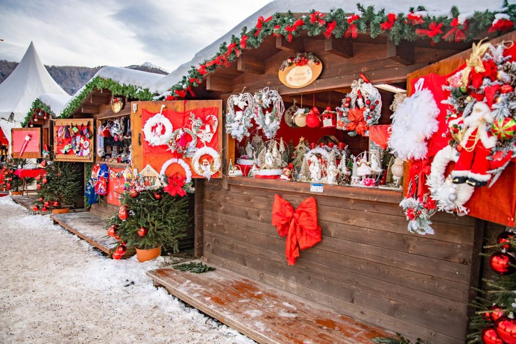 Le casette del Villaggio di Natale a Livigno. Foto Erika Pasin