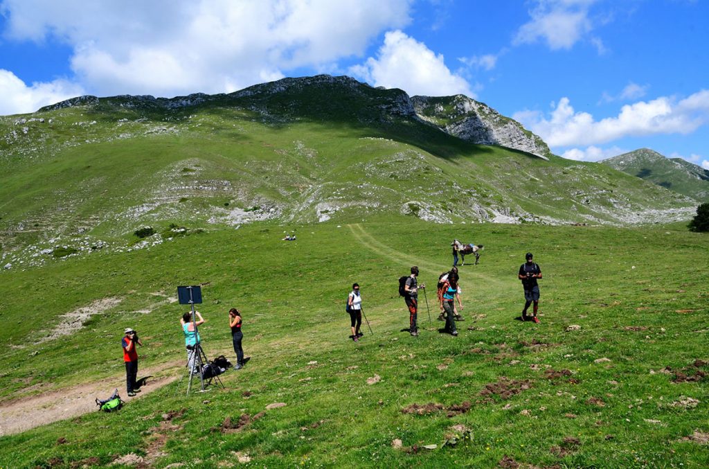 Molise, escursionisti sulle Mainarde, foto Stefano Ardito