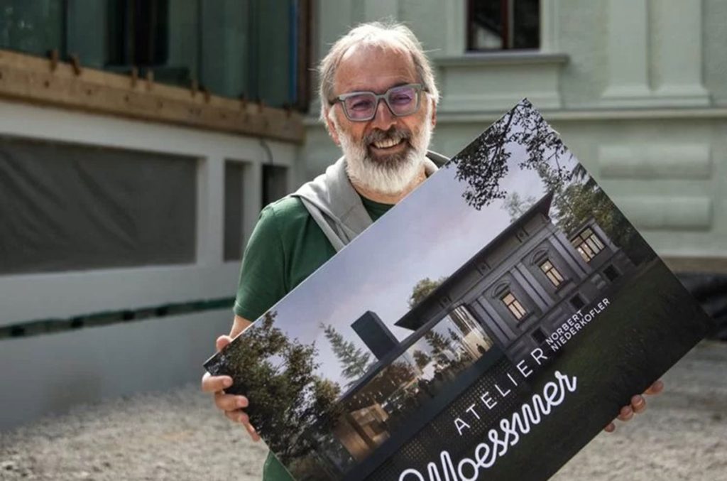 Norbert Niederkofler nel suo nuovo Atelier Moessmer, premiato con le tre stelle dalla Guida Michelin @Atelier Moessmer