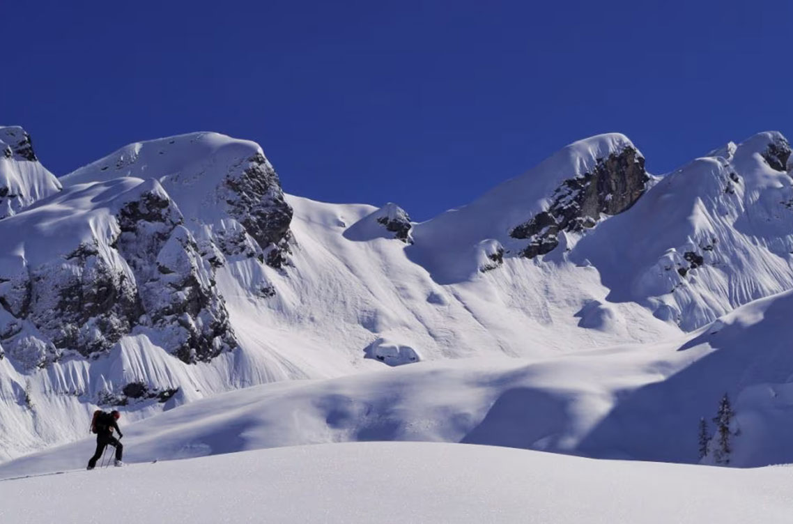 Verso Monte Salmurano.Foto Riccardo-Scotti