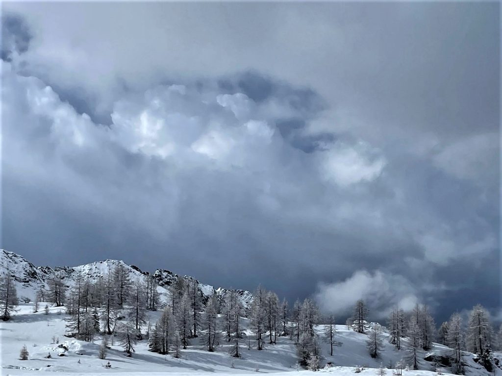 Nembi sfilacciati, a brandelli, a torre, pettine, onda, sdentati, a cuscino.. Foto Michele Comi